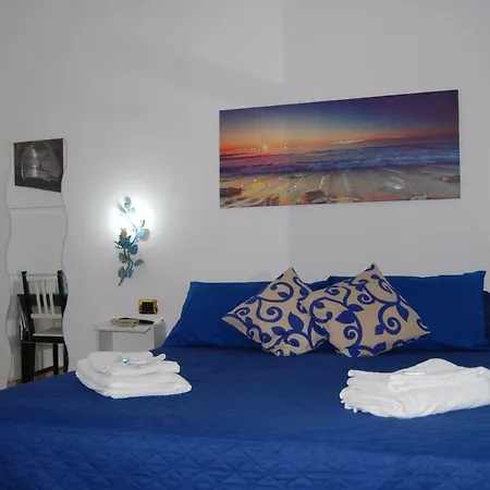 Casa Zaffiro تْشيفالو